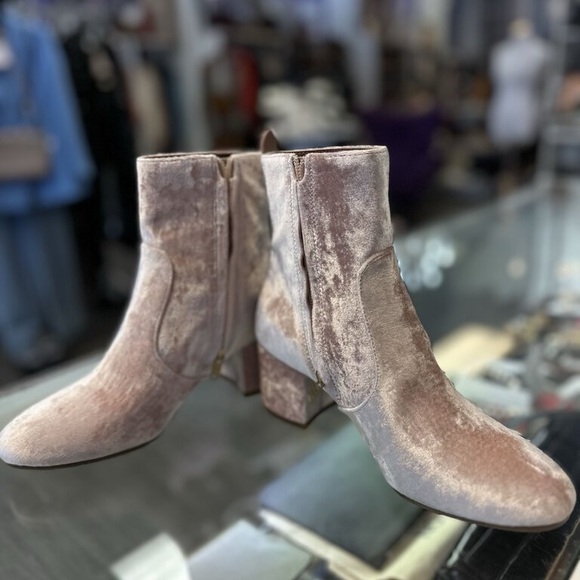 Coach New Pink Velvet Boots - Picture 2 of 6